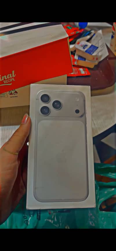 17 pro max 256gb non pta jv selver colour