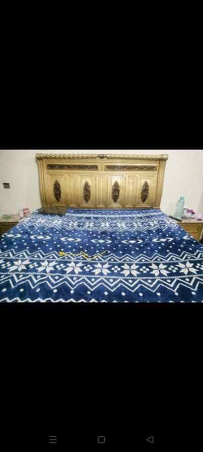 bed dressing table sides tables with out metress