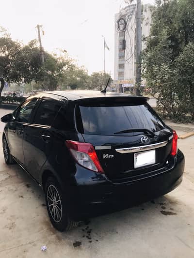 Toyota vitz 2012/2015