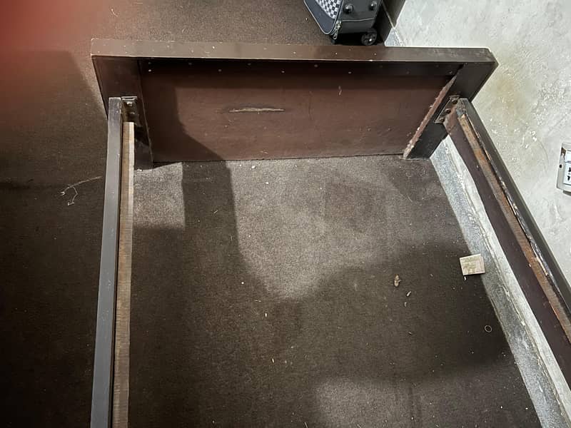 single bed 4