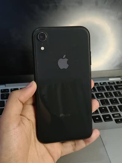 iPhone XR 64GB | Factory Unlock | Waterpack | Full SIM Time Available