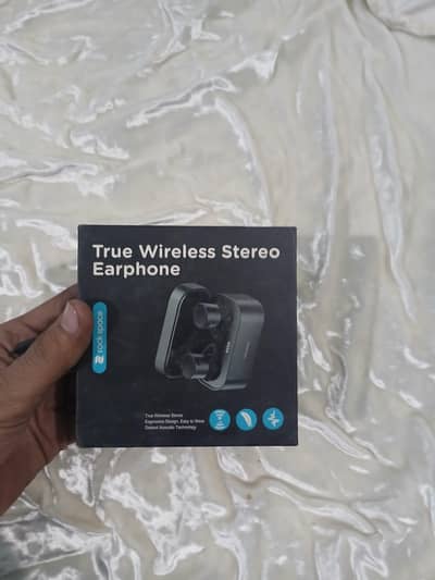 yolo pod earphones  & rock space