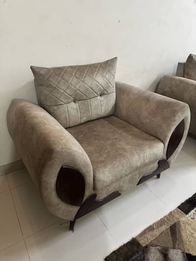 7 Seater Excellent Sofa Set