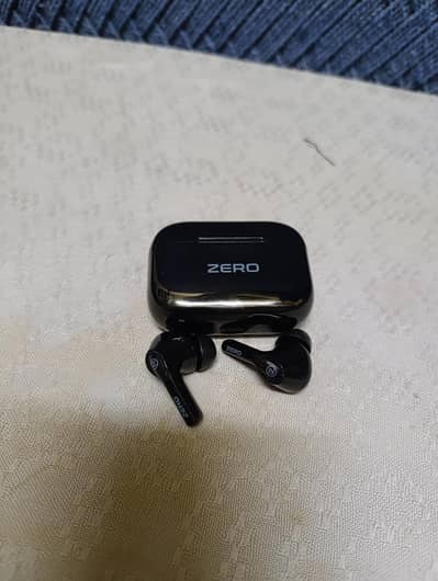 zero air buds Z aura