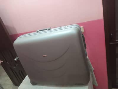 2nos suit case large / medium size, not used ,