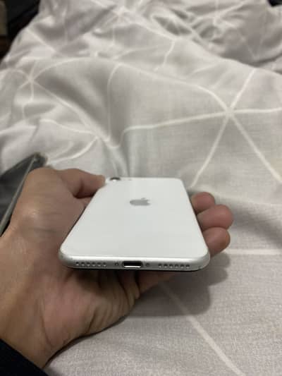 iPhone se 2020 non pta factory unlocked