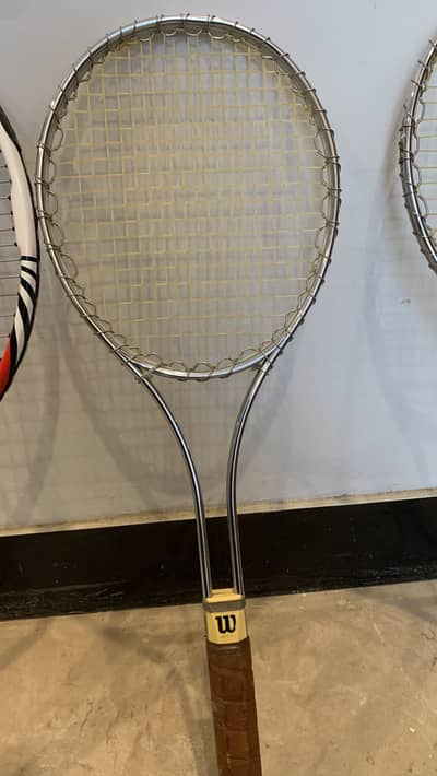 Tennis bats racket