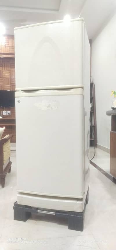 Dawlance refrigerator