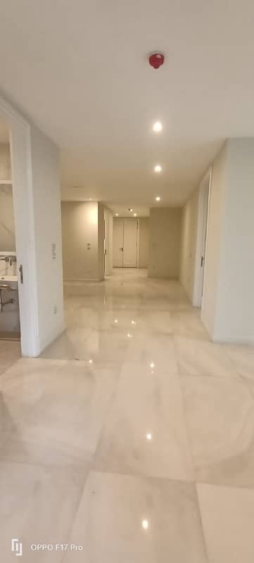 3 Bed Room Speceious Apartment Available For Rent