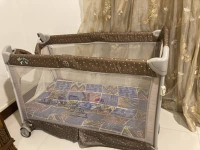 Baby cot with mattress