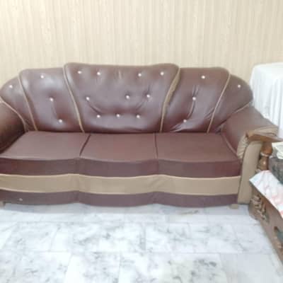 five seater sofa for sale new condition bhot Kam use howy hy