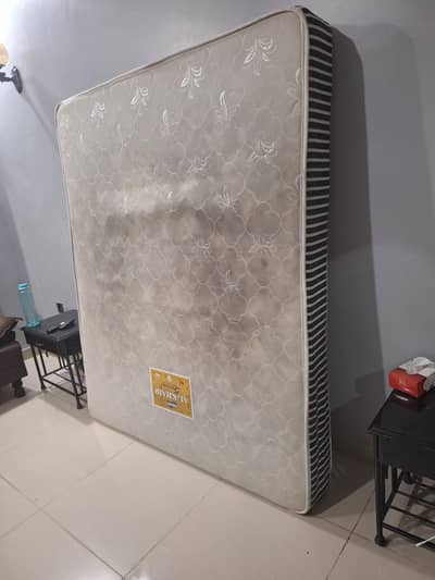 5 by 6 al khair mattress for sell only 1 year used