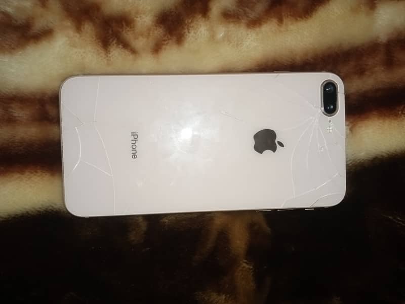 Iphone 8 pluse ( 64GB ) No Behs Plz 4