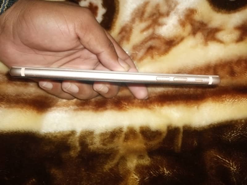 Iphone 8 pluse ( 64GB ) No Behs Plz 7