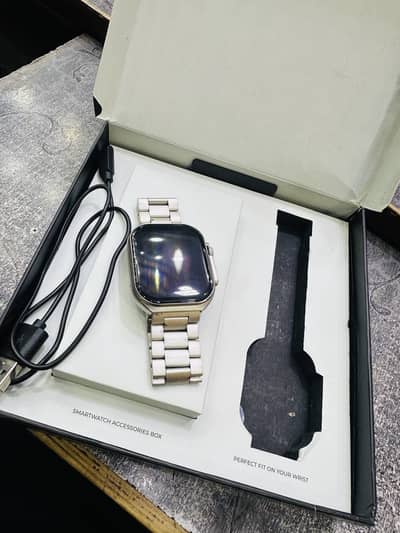 Elite smartwatch by Zero