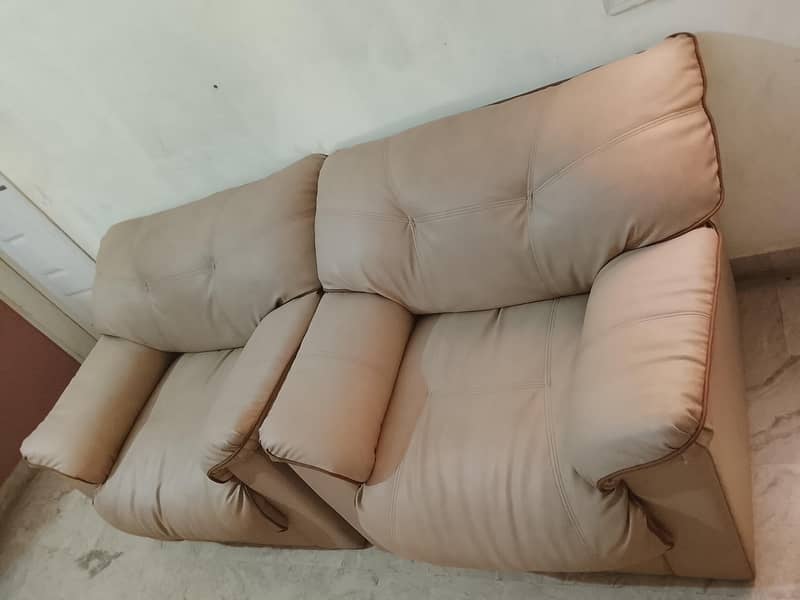 single sofa 1