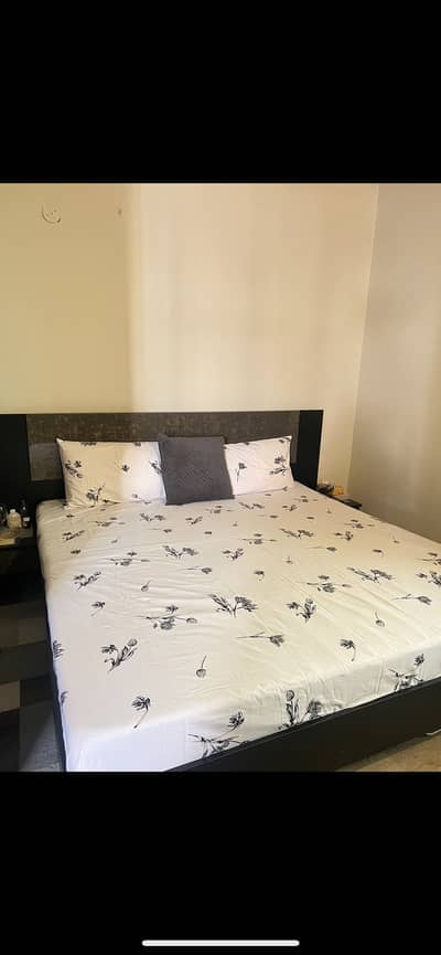 Habbit bedroom set (king bed without mattress, wardrobe, dresse