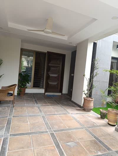 2 Bedrooms+Maid Fully Furnished Lower Portion For Rent In F6 Islamabad