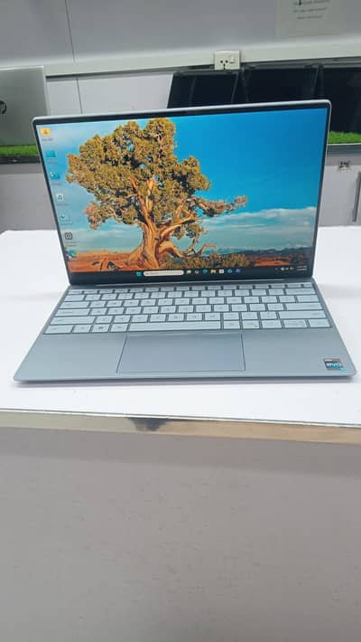 Dell xps 9315 | core i5 | 12 Gen | 8 GB / 512