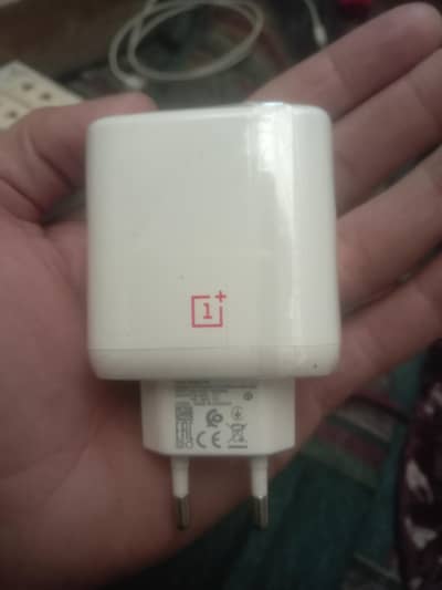 OnePlus Warp charger 65w