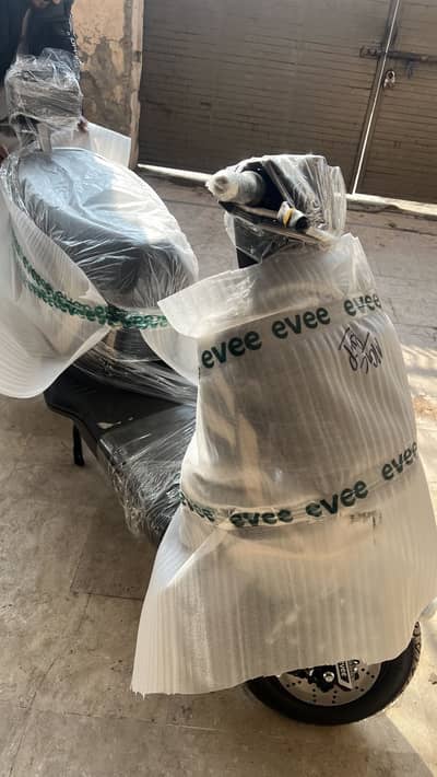 Evee gen Z scooter electric