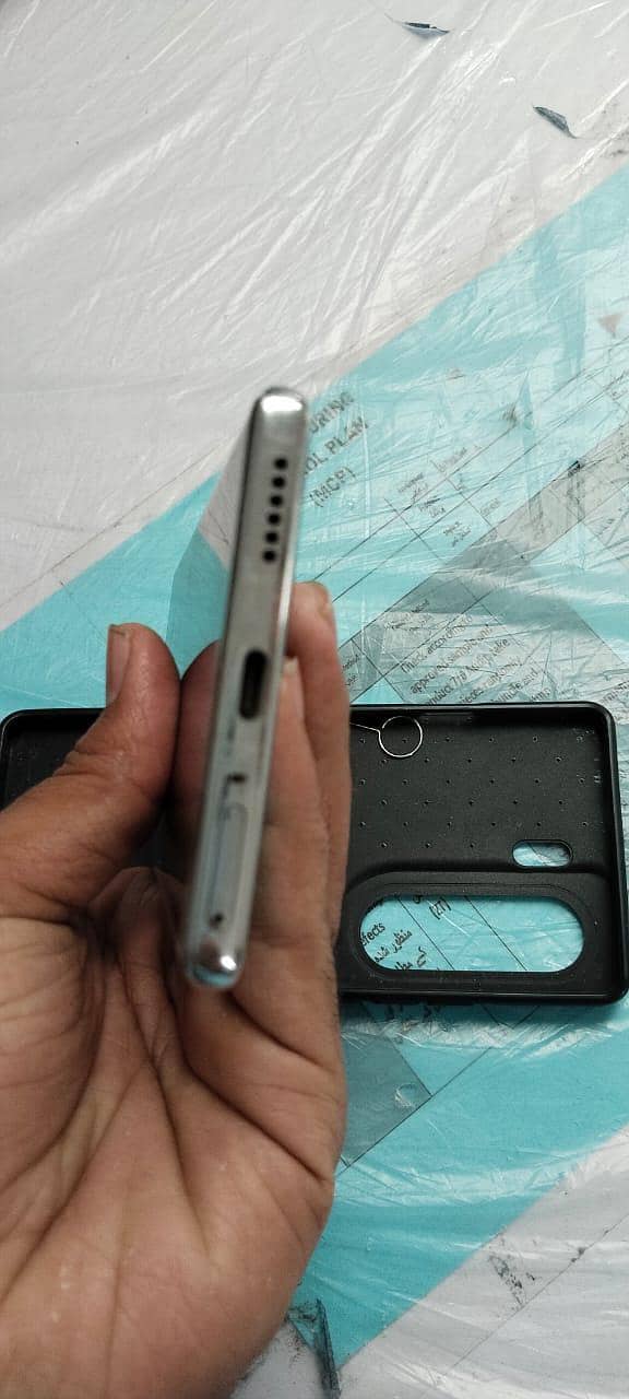 Tecno camon 40 pro 3