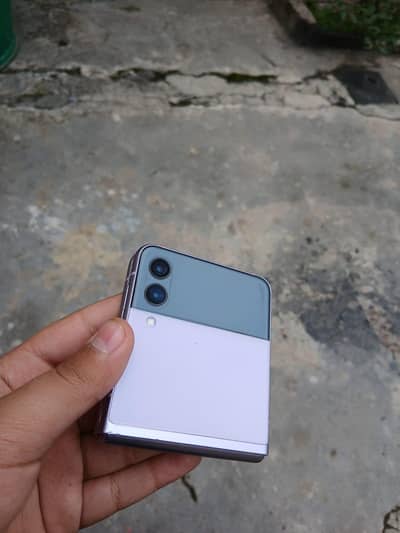 Samsung galaxy z flip 3