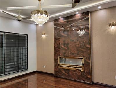 5 Marla House Available In Bahria Town - Sector C For rent