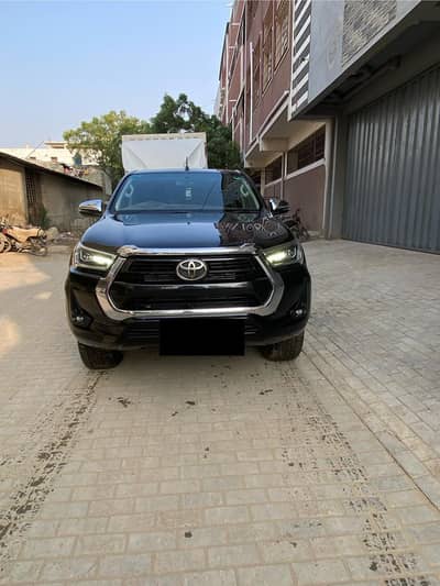 Toyota Hilux Revo V 2.8