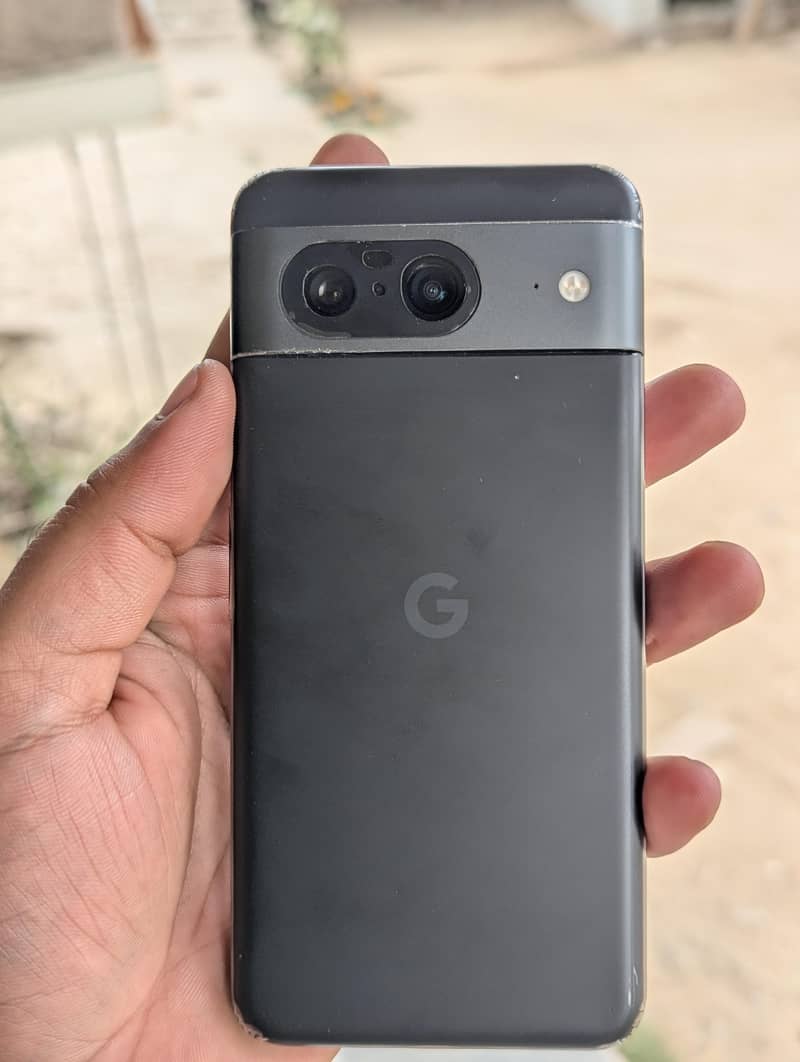 Google Pixel 8 3