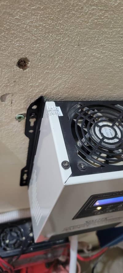 simtek MPPT solar charge controller 85AMP