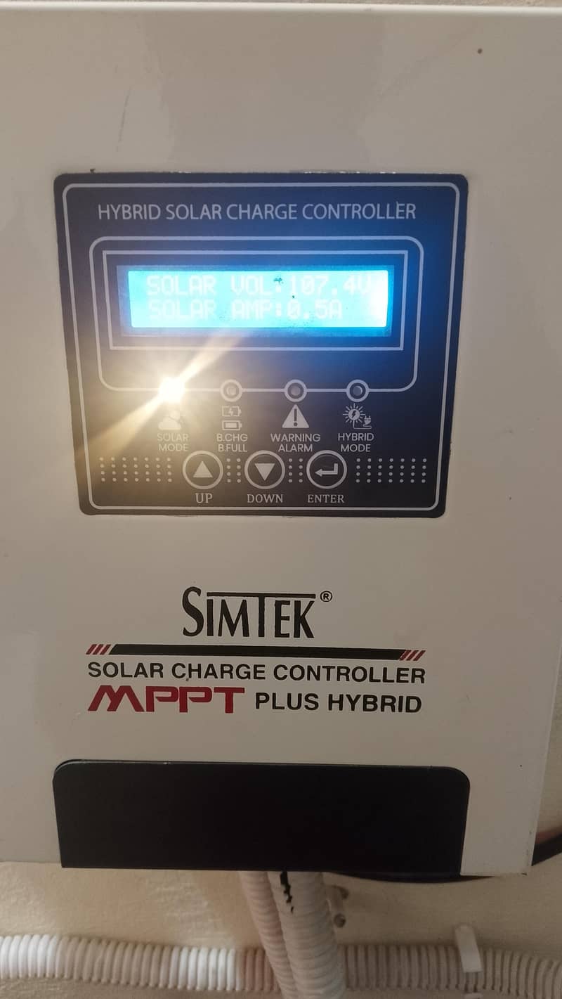 simtek MPPT solar charge controller 85AMP 3