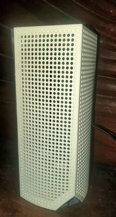 linksys wifi router.  modelno. WHW03 V2