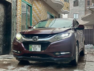 Honda Vezel Z package fully loaded home used car in geniou condition