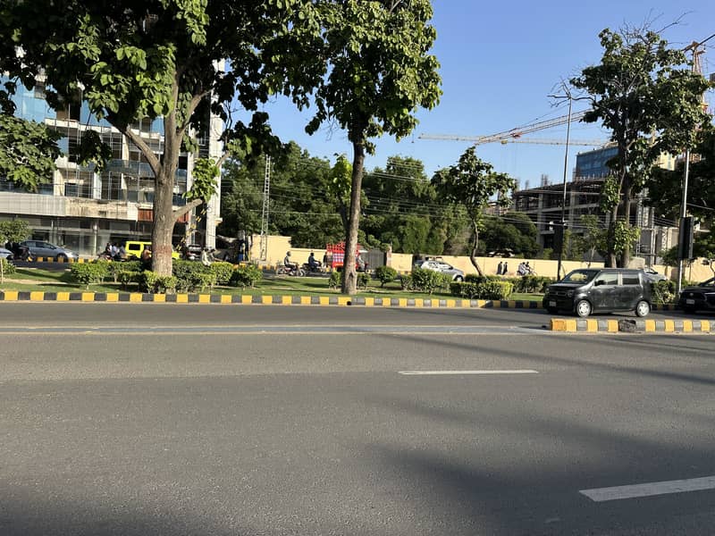 Exclusive Commercial Plot 3