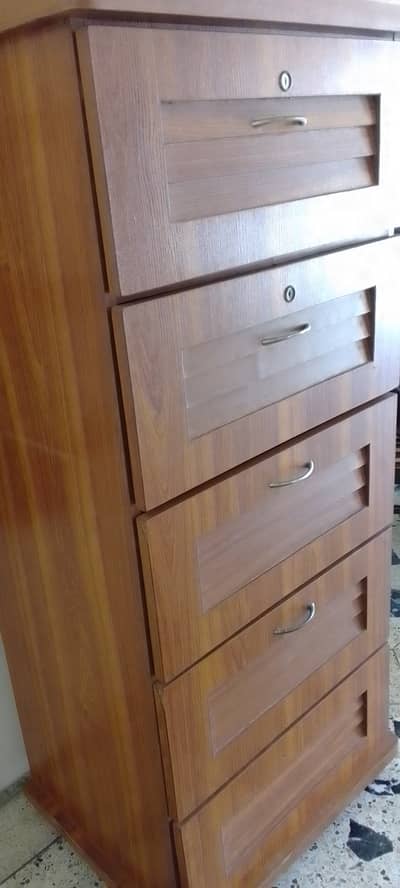 Drawer Chest