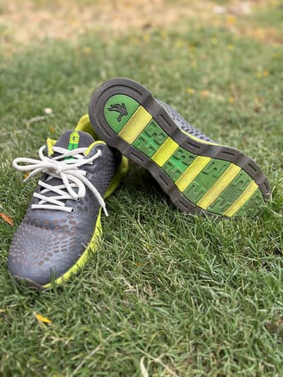 Qiaodan Basketball Shoes – Excellent Condition, Size US-7