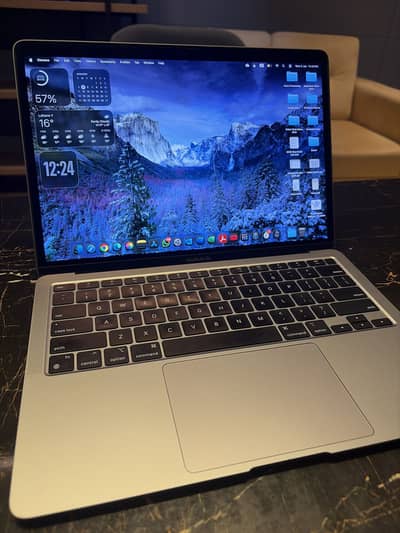 Macbook M1 Air 8-256