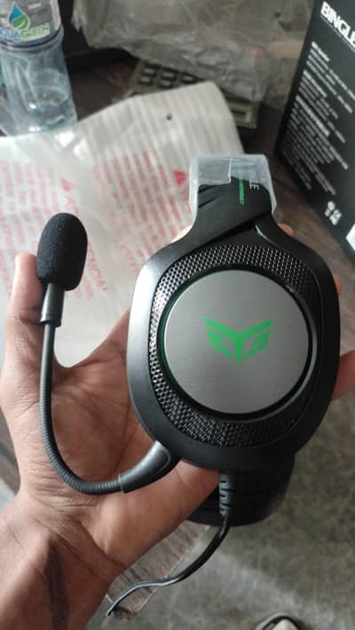 400 pcs available 03704281479