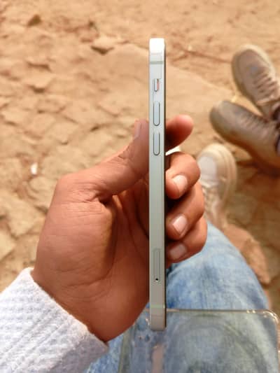 iphone 12 128gb dual sim Pta approve 96% battery health 10 BY 10