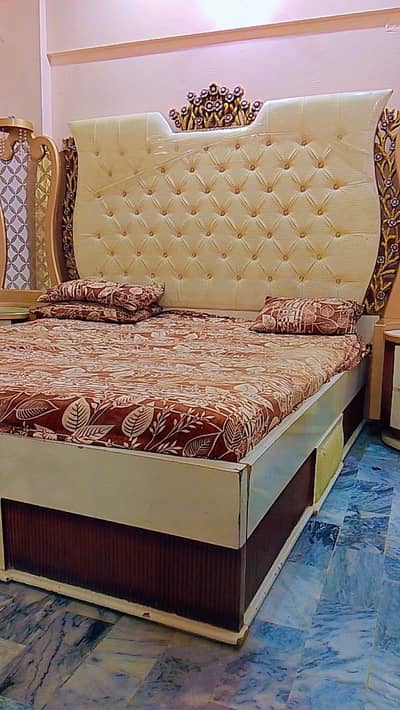 4 pcs bedroom set