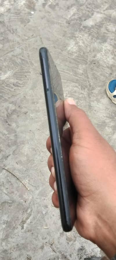 dibba Nahin hai charger hai guarantee sath mein denge