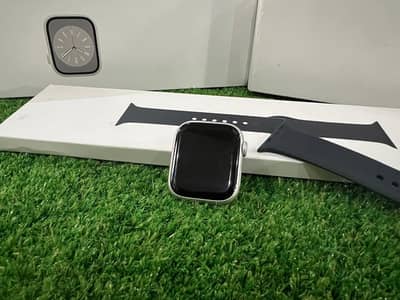 Apple Watch Series 8 (100% health)