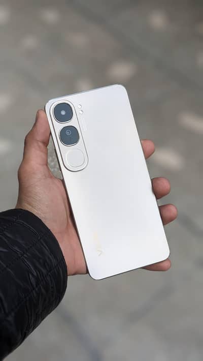 vivo y200 8/256 all ok no issues only phone