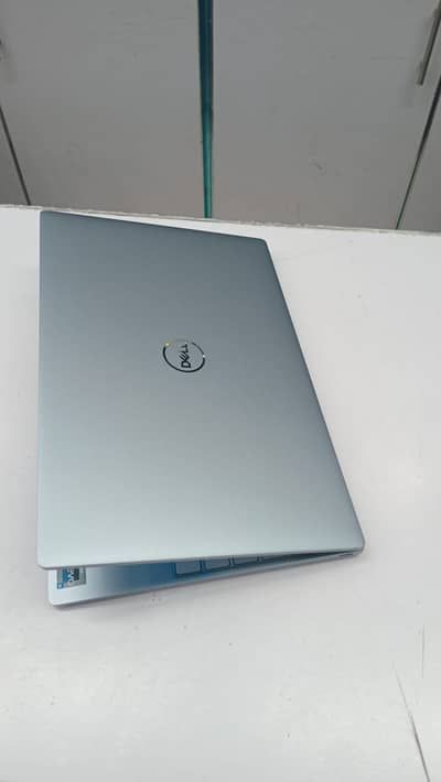 Dell Precision 7670 Workstation | i9 12th Gen | 32/1TB | 16GB Graphics