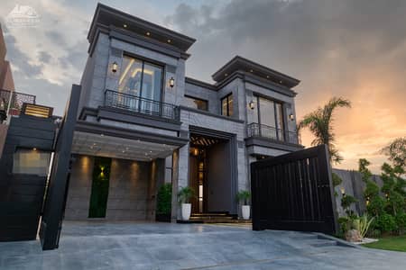 22 MARLA BRAND NEW ULTRA MODERN BANGALOW WITH HOME CENIMA FOR SALE NEAR TO PARK.