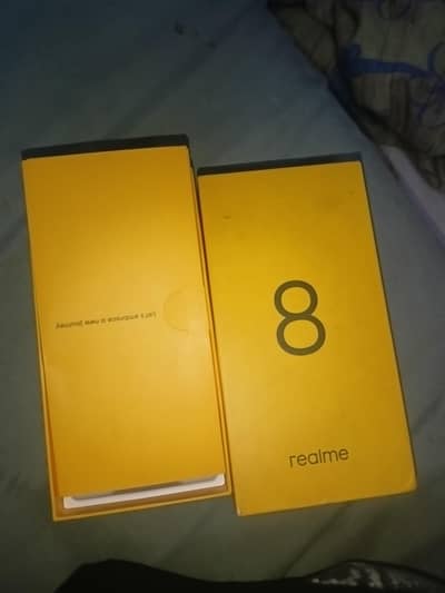 realme 8