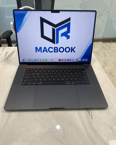 MacBook Pro M3 Pro – 16” (2023)