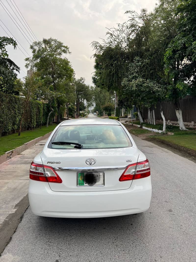 Toyota Premio (2009) model 1