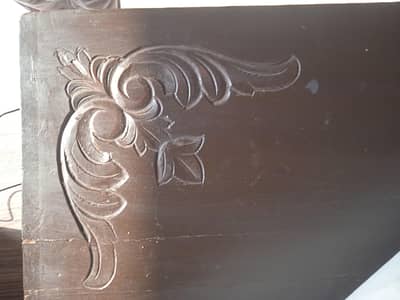 Polished wooden Dining Table